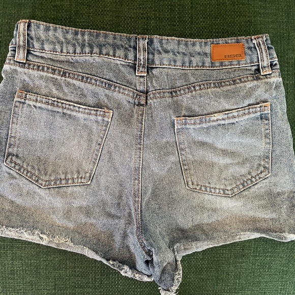 RSQ Vintage High Rise Denim Shorts - Picture 1 of 3